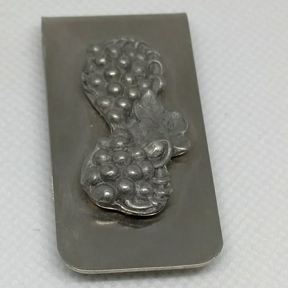 Money clip with pewter grapes - Picture 3 of 6